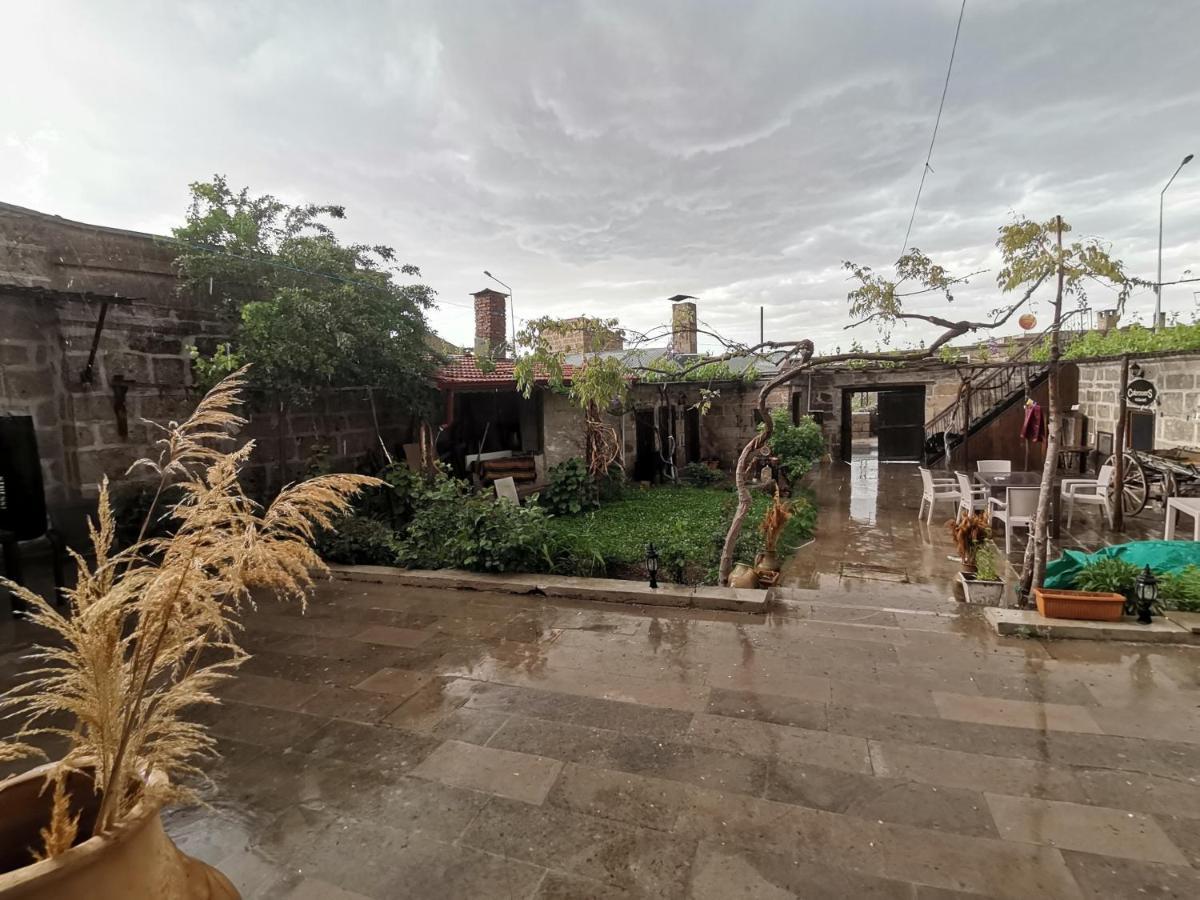 Osmanoglu Hotel Guzelyurt Bagian luar foto